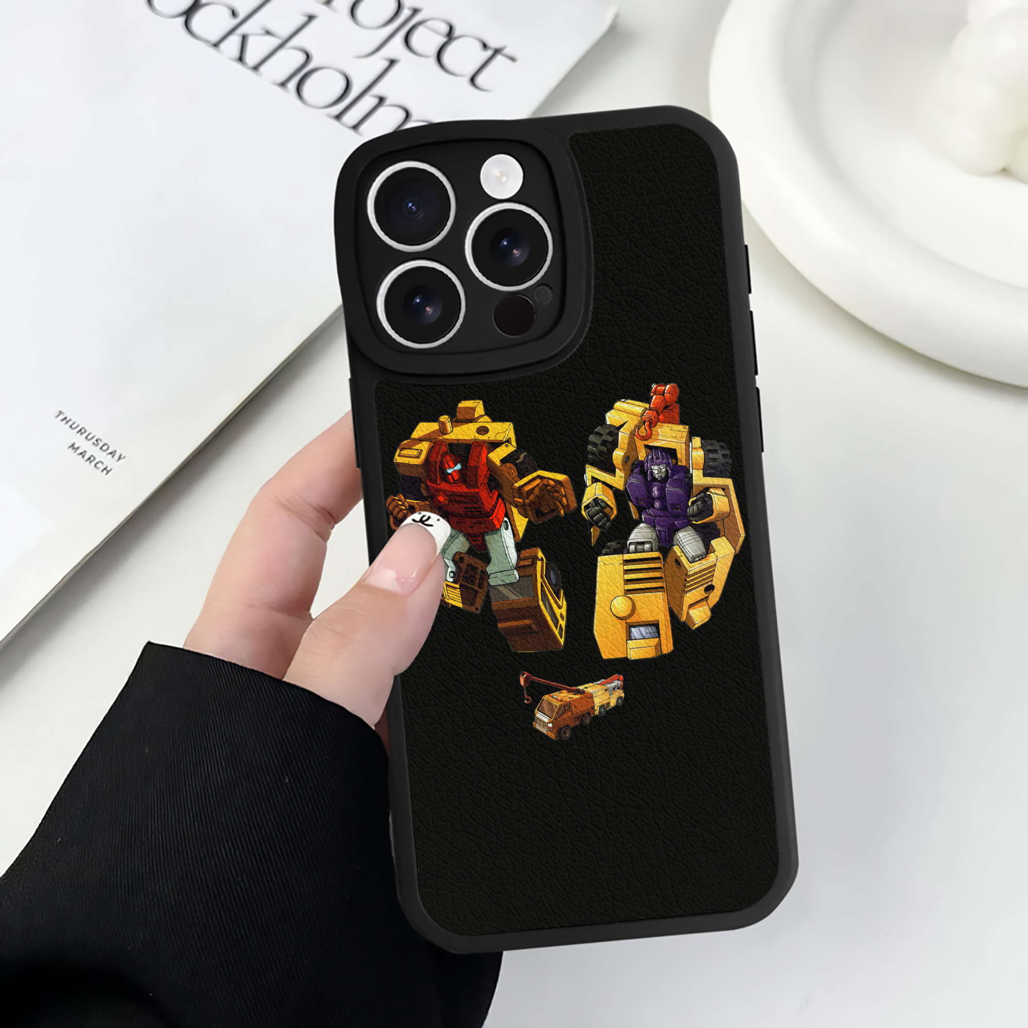 （画像用）  【iPhone 16シリーズ対応】シリコンスマホケース（レザー調） 材質：シリコン